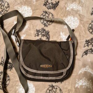 Keen Cross Body